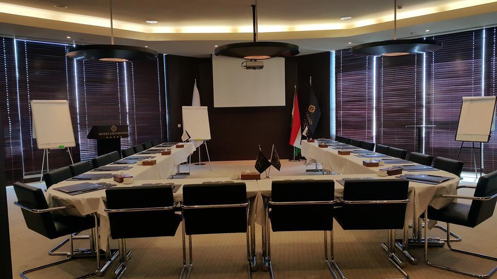 Hotel Grand Swiss Erbil Ngoại thất bức ảnh